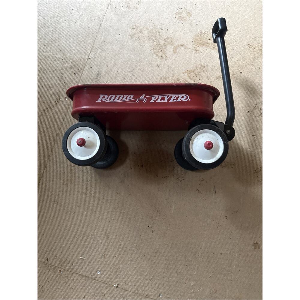 RADIO FLYER #5W 12.5 X 7.5 X 2 METAL LITTLE TOY WAGON